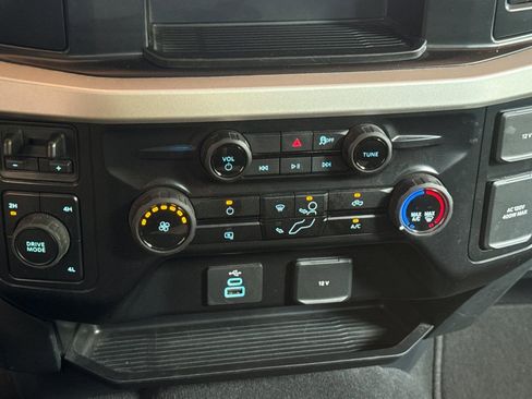 Used 2025 Ford F250 XLT AWD/4WD image 25