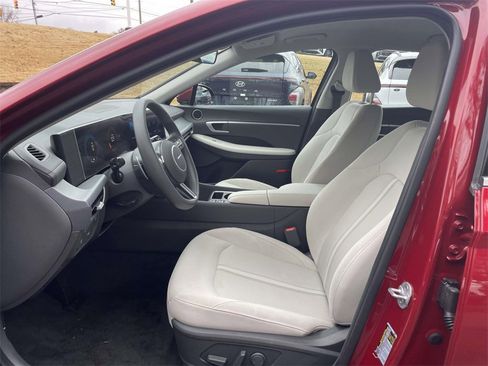 Certified 2024 Hyundai Sonata SEL image 15