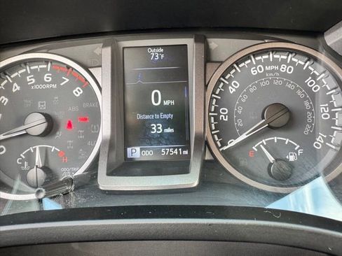 Used 2021 Toyota Tacoma TRD Off-Road AWD/4WD image 24