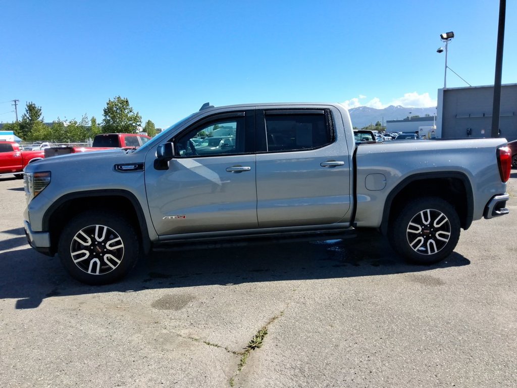 Used 2023 GMC Sierra 1500 AT4 w/ Technology Package AWD/4WD image 5