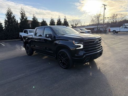 Certified 2025 Chevrolet Silverado 1500 High Country w/ High Country Premium Package image 2
