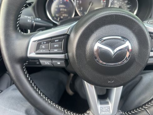 Used 2024 MAZDA MX-5 Miata RF Grand Touring RWD image 19