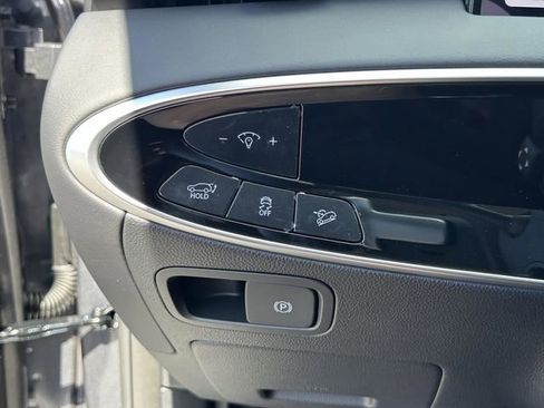 New 2026 Genesis GV70 2.5T Advanced image 31