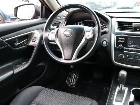Used 2017 Nissan Altima 2.5 S w/ Power Driver Seat Package FWD image 16
