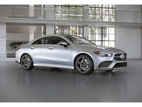 Certified 2022 Mercedes-Benz CLA 35 AMG 4MATIC image 13