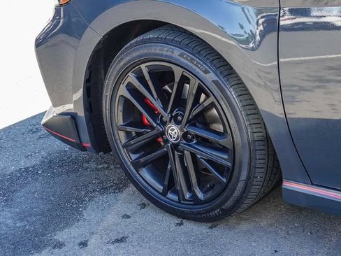 Used 2025 Toyota Camry SE w/ Convenience Package image 13