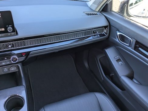 Certified 2024 Honda Civic EX-L image 21