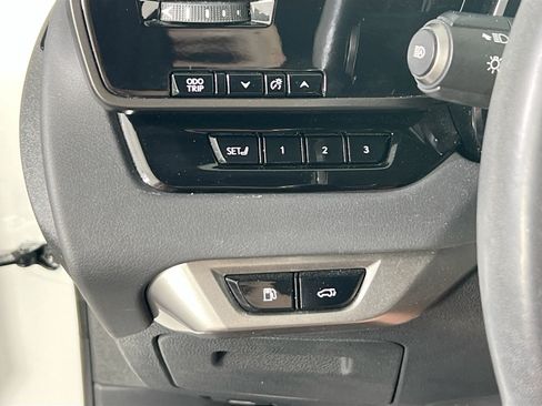 Used 2023 Lexus RX 350 Premium w/ Accessory Package AWD/4WD image 10