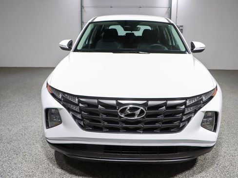 Used 2022 Hyundai Tucson SE w/ Cargo Package FWD image 4