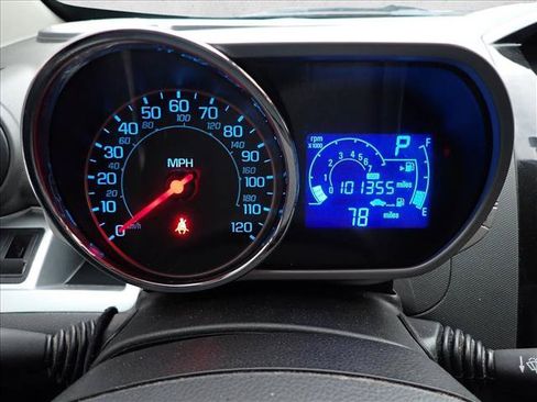 Used 2013 Chevrolet Spark LT FWD image 15