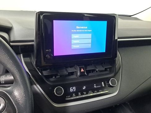 Used 2024 Toyota Corolla LE image 28