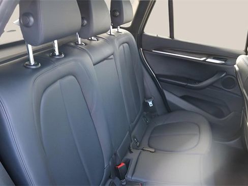 Used 2018 BMW X1 sDrive28i image 18