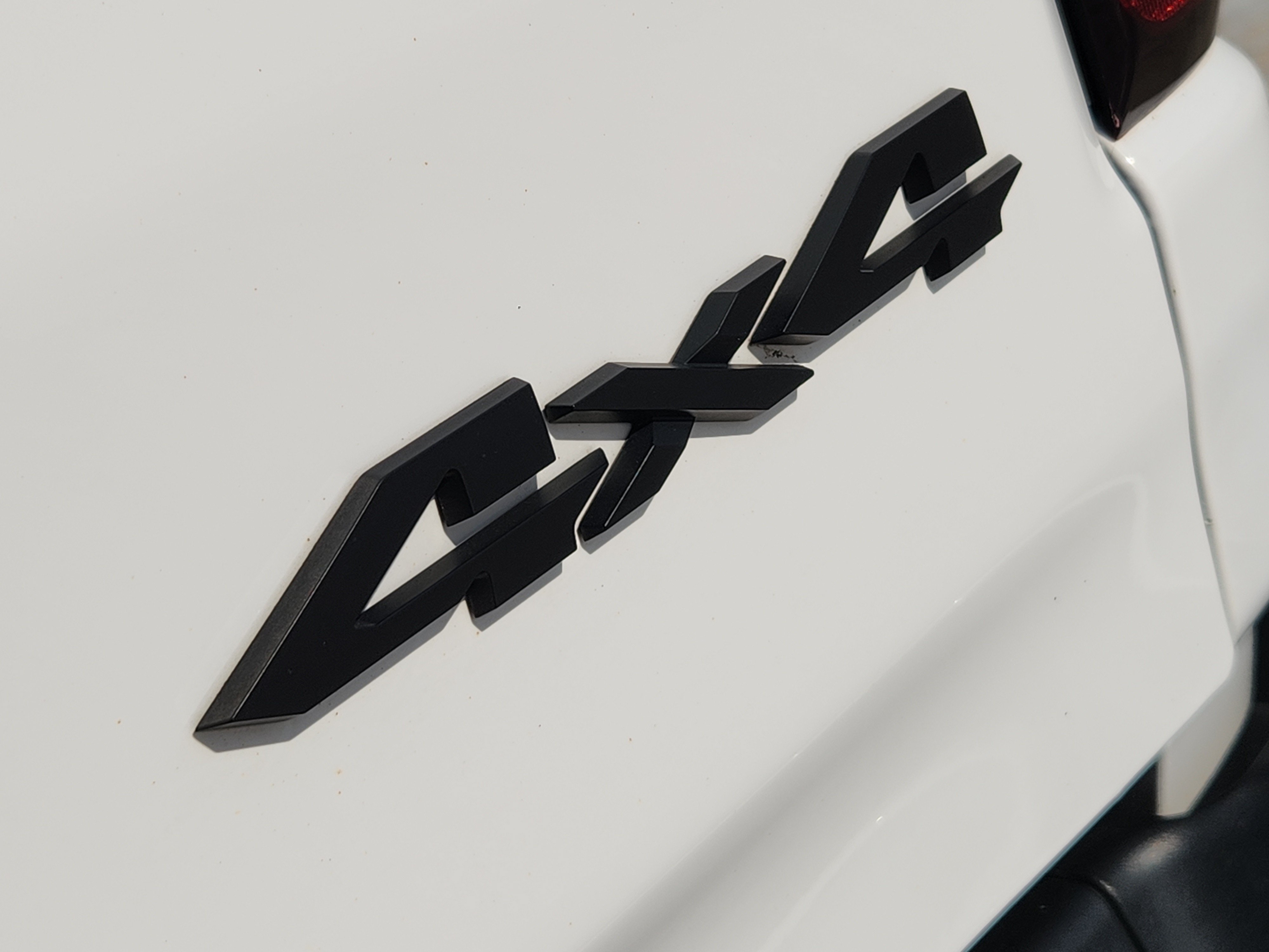 Used 2023 RAM 1500 Laramie AWD/4WD image 12