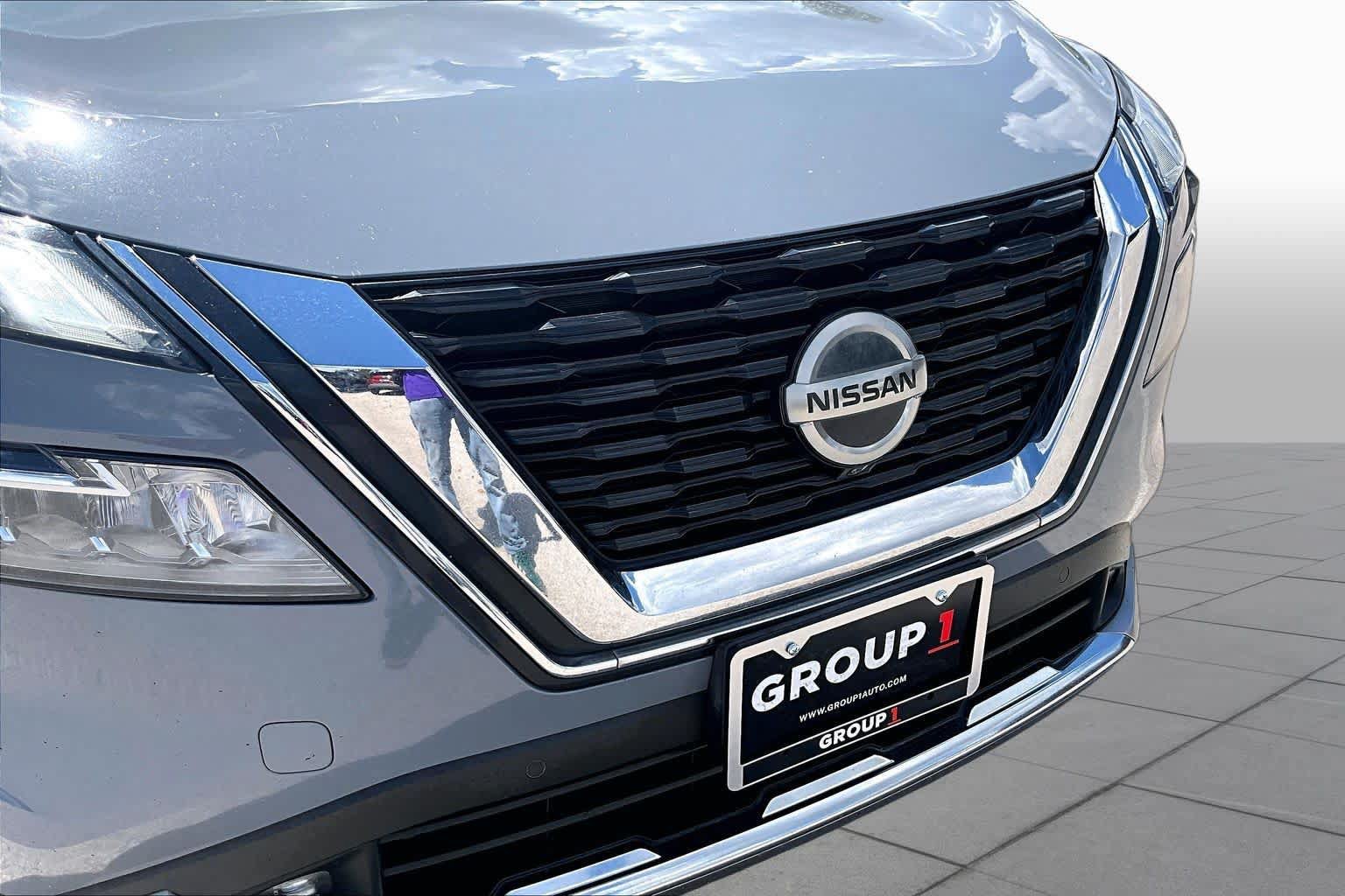 Used 2021 Nissan Rogue Platinum AWD/4WD image 29