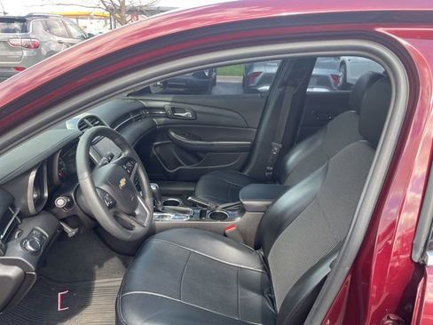 Used 2015 Chevrolet Malibu LT w/ Power Convenience Package image 8