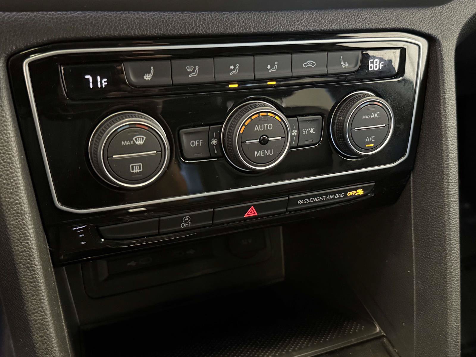 Used 2021 Volkswagen Atlas Cross Sport SEL FWD image 26