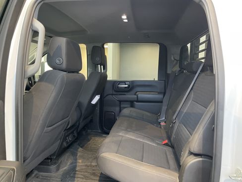 Used 2024 GMC Sierra 3500 Pro w/ Convenience Package AWD/4WD image 33