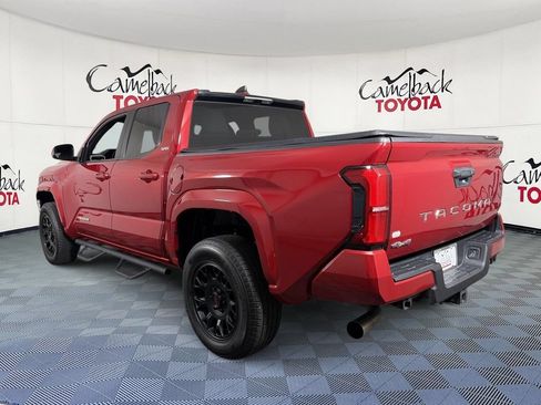 Used 2025 Toyota Tacoma SR5 AWD/4WD image 5