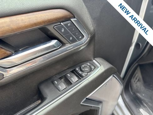 Used 2024 Chevrolet Silverado 2500 High Country w/ Technology Package AWD/4WD image 21