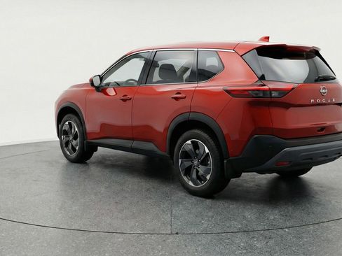 Used 2025 Nissan Rogue SV image 6