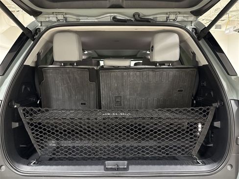 Used 2024 Toyota Sequoia Limited image 24