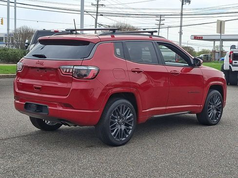 Used 2022 Jeep Compass Limited image 11