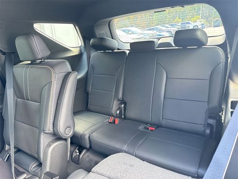 New 2026 Chevrolet Traverse High Country image 30