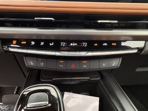 Used 2024 Cadillac XT4 Premium Luxury w/ Active Safety Package AWD/4WD image 23