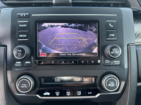 Used 2018 Honda Civic Sport image 29