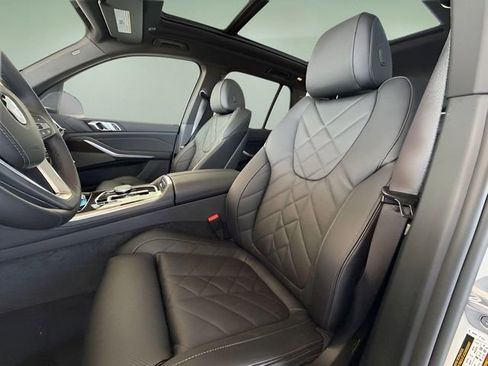 New 2026 BMW X5 xDrive40i w/ Premium Package image 16