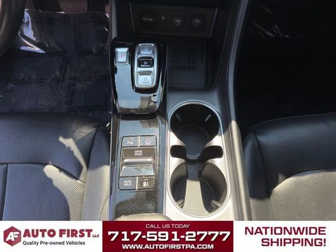 Used 2022 Hyundai Sonata Limited w/ Preferred Accessory Package image 18