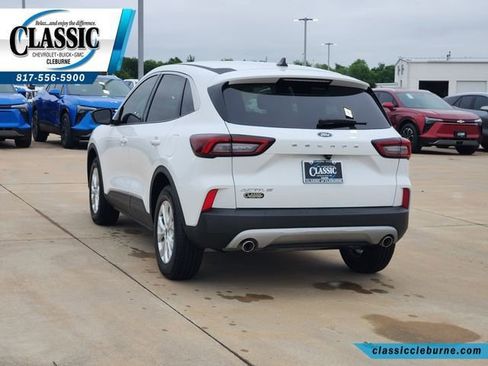 Used 2024 Ford Escape Active FWD image 8