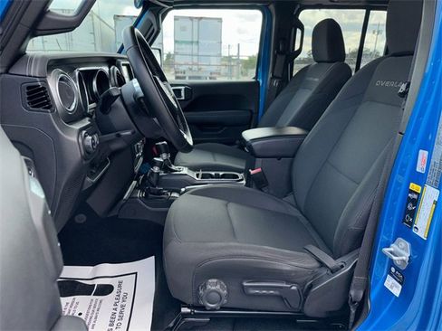 Used 2022 Jeep Gladiator Overland image 16