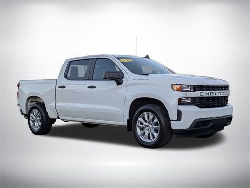 Used 2022 Chevrolet Silverado 1500 Custom image 2