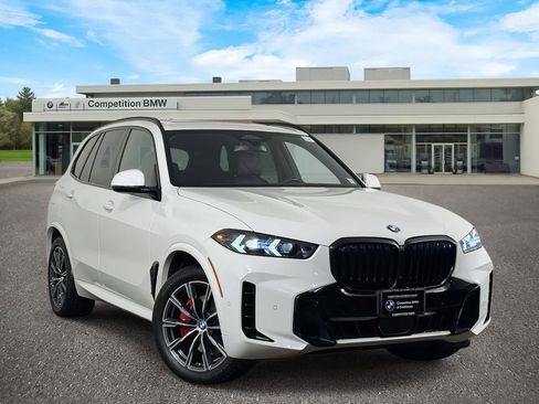 Used 2024 BMW X5 xDrive40i w/ M Sport Package image 1
