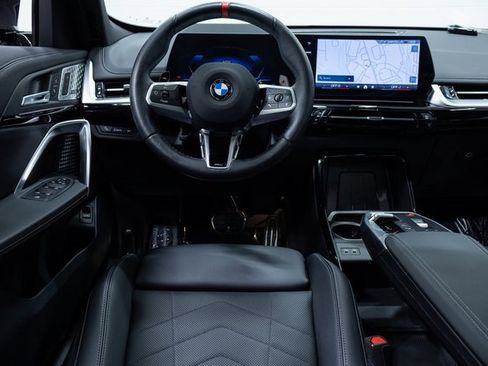 Certified 2025 BMW X1 M35i w/ Premium Package image 3