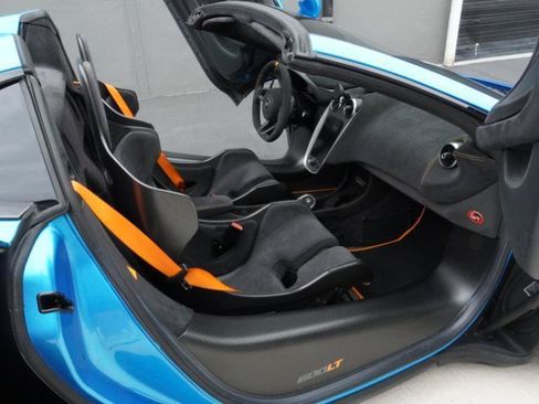 Used 2020 McLaren 600LT Spider RWD image 75