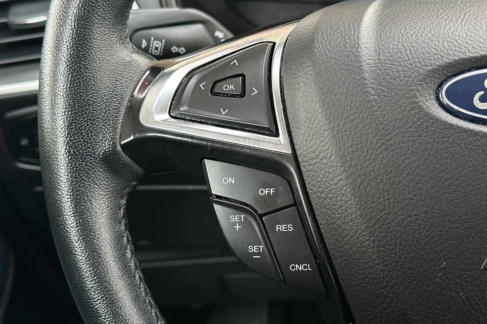Used 2024 Ford Edge SEL AWD/4WD image 26