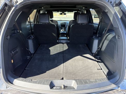 Used 2018 Ford Explorer Limited w/ Equipment Group 301A image 12