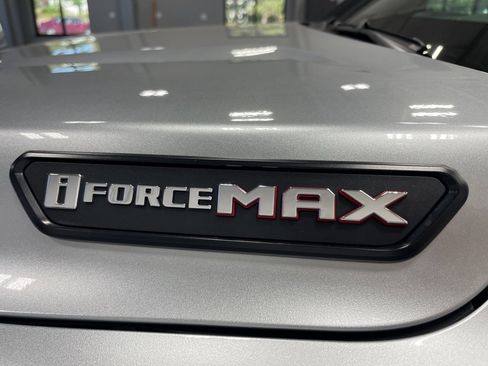 Used 2025 Toyota Tacoma Trailhunter Crew Cab image 26