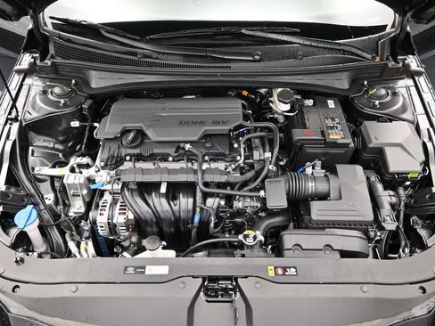 Used 2026 Hyundai Elantra SEL Sport Premium FWD image 35