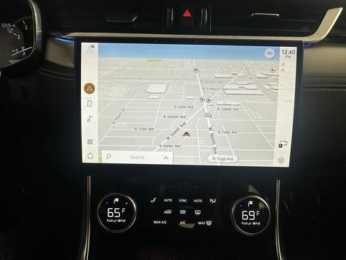 Used 2022 Jaguar XF R-Dynamic SE image 26