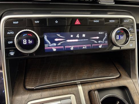 Used 2024 Genesis GV80 2.5T image 28