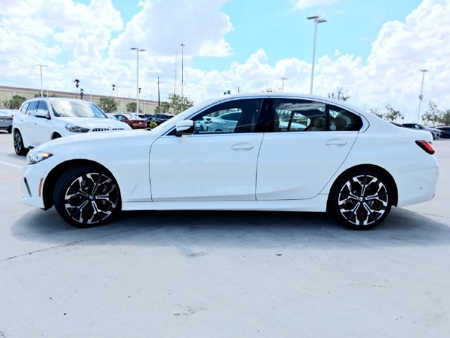 New 2026 BMW 330i Sedan w/ Premium Package RWD image 4