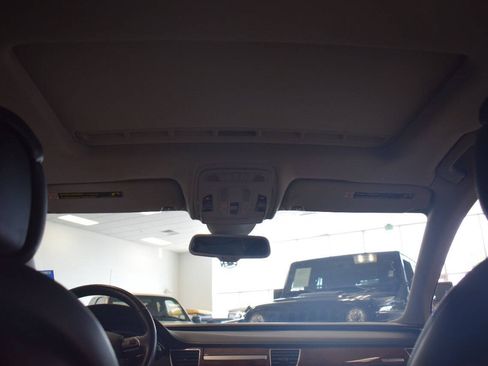 Used 2013 Audi A8 L 3.0T AWD/4WD image 33