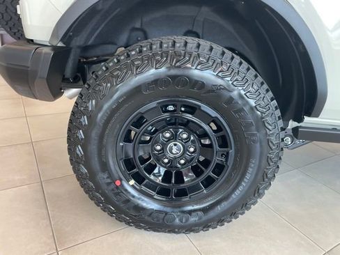 New 2026 Ford Bronco Badlands image 29