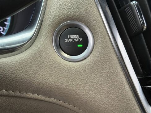 Used 2023 Chevrolet Traverse LS image 22