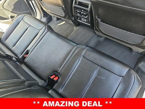 Used 2023 Jeep Grand Cherokee Limited image 11