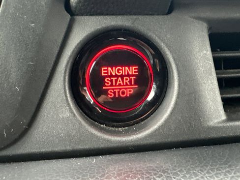 Certified 2025 Honda Pilot EX-L image 23