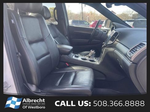 Used 2022 Jeep Grand Cherokee Limited w/ Trailer Tow Group IV AWD/4WD image 20